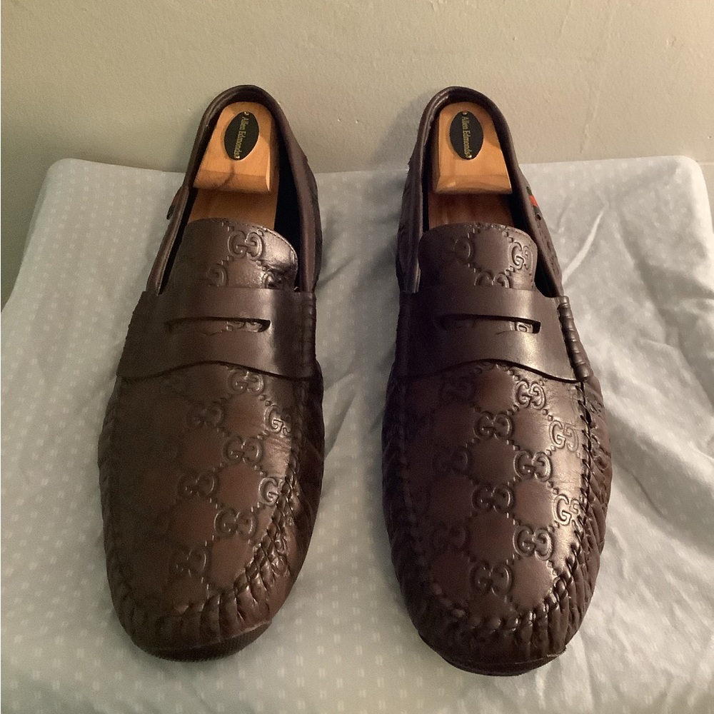 Gucci Men's Dark Brown Embossed Loafers